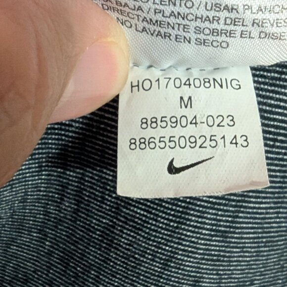 Nike Glacier Grey and Bone Tech Fleece - Size M - Picture 4 of 5